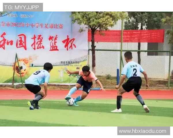 足球明星队贵州812展现青春风采助力地方足球发展与文化传播